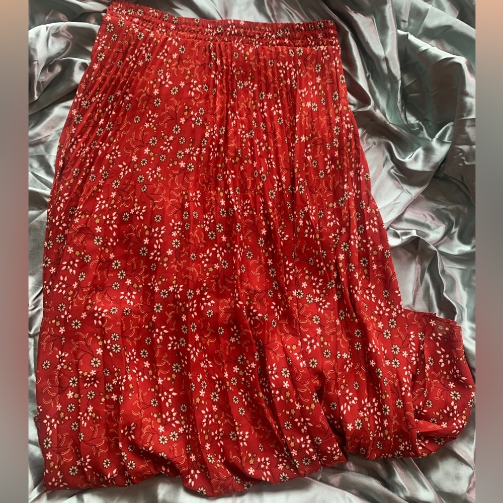 Max studio pleaded long skirt